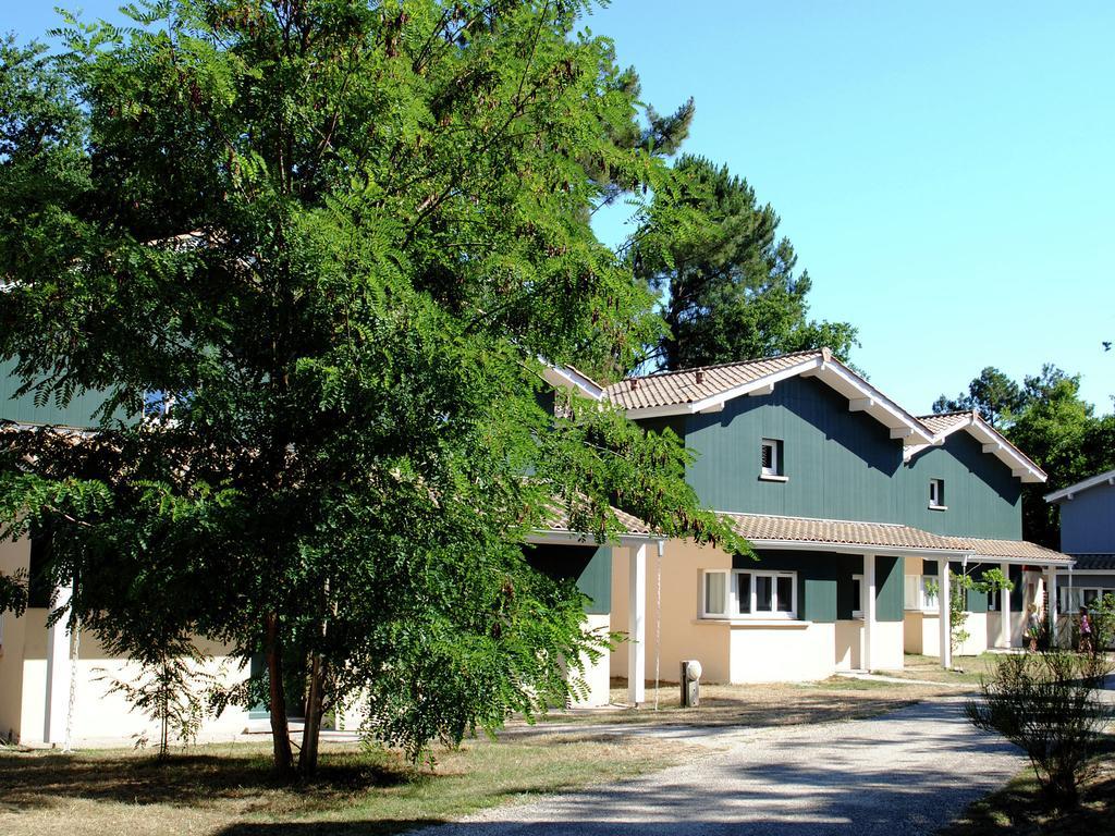 Residence Nemea Les Rives De Saint Brice อาเรส ภายนอก รูปภาพ