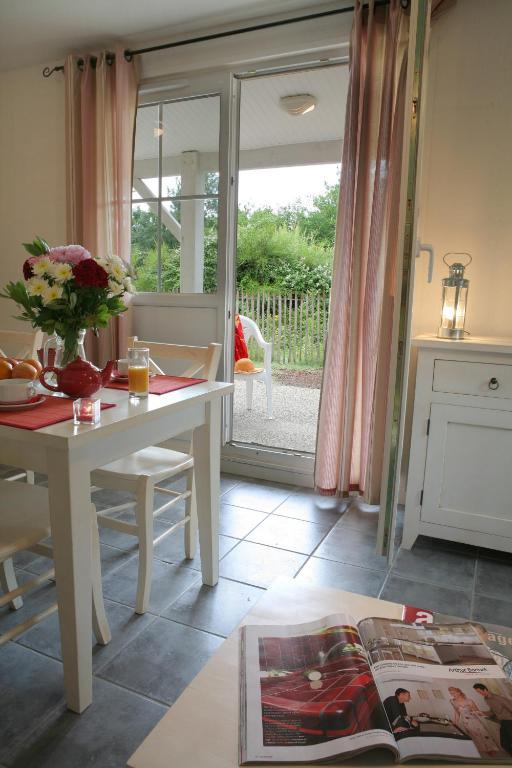 Residence Nemea Les Rives De Saint Brice อาเรส ห้อง รูปภาพ